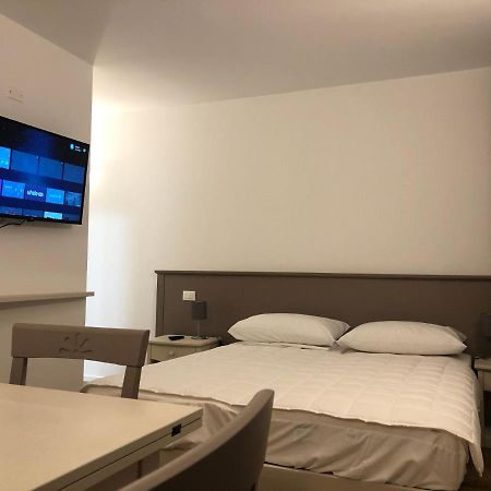 Hotel Italia Sacile Bagian luar foto