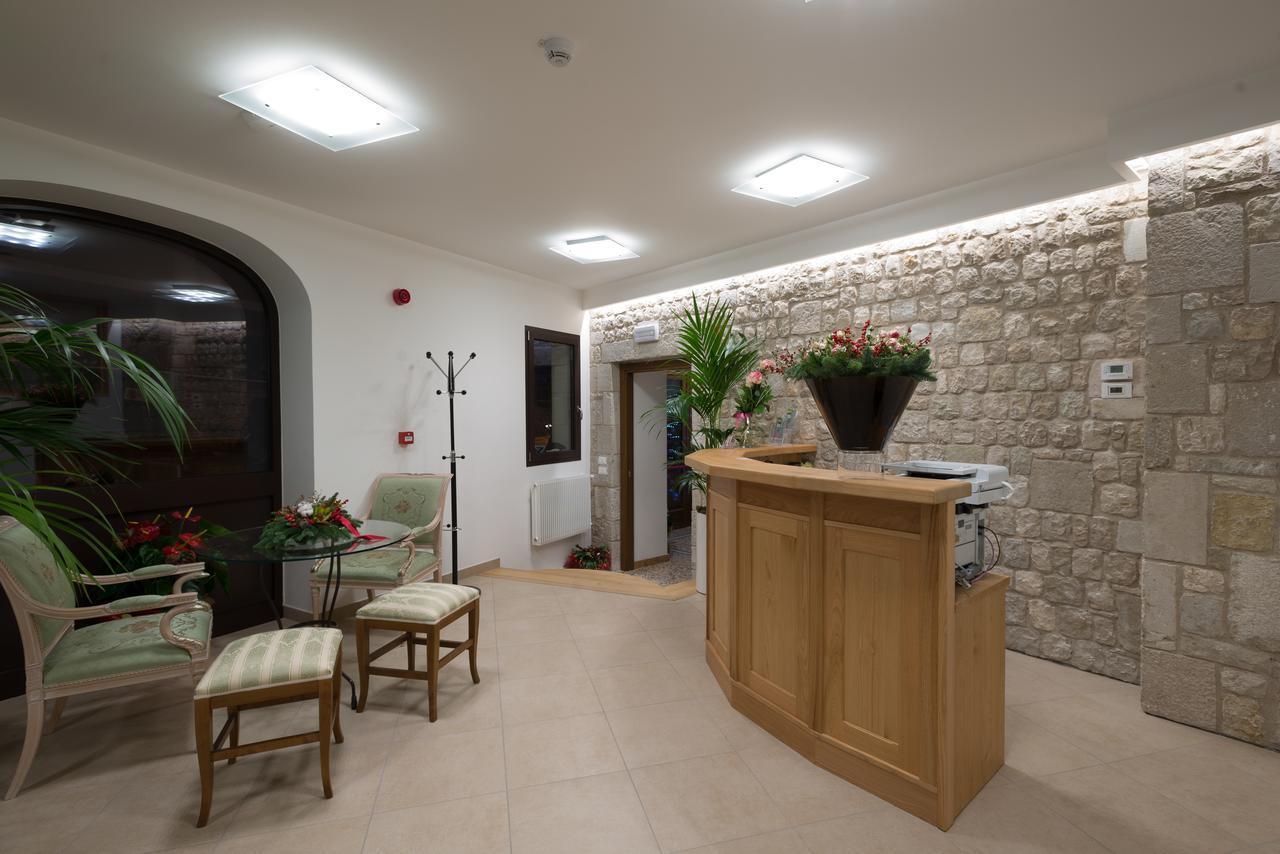 Hotel Italia Sacile Bagian luar foto